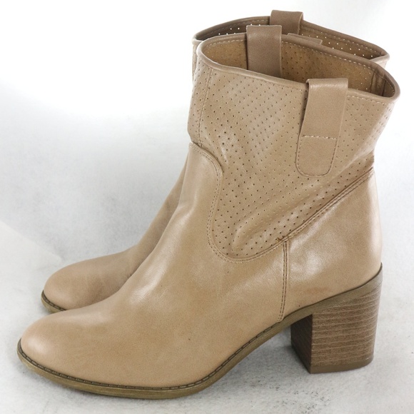 Unisa Shoes - UNISA Tan Leather Heeled Ankle Boots Sz 6.5
